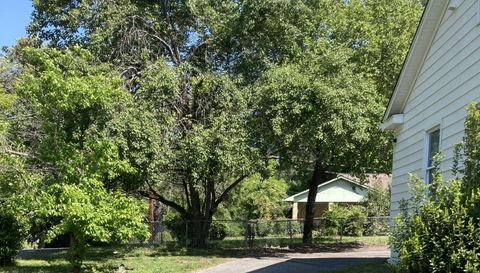 135 Springdale Dr