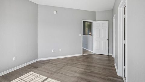 4333 Bayside Village Dr Apt 322