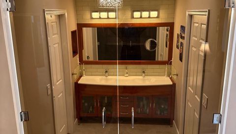 5180 Sabal Gardens Ln