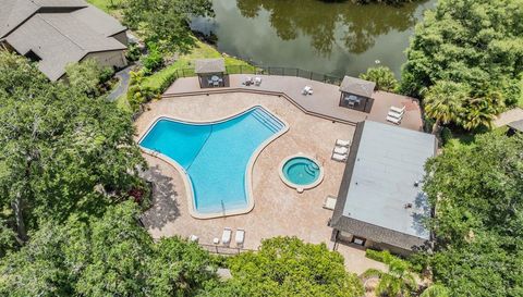 1400 TARPON WOODS BOULEVARD
