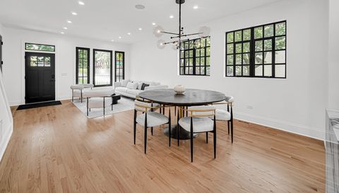 3434 W Palmer Street