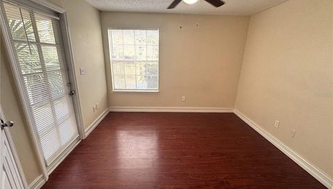 1940 Lake Atriums Cir