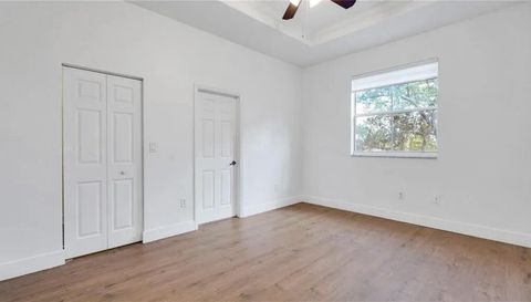 4921 SW 140th Terrace