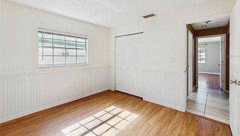 117 N MERCURY AVENUE