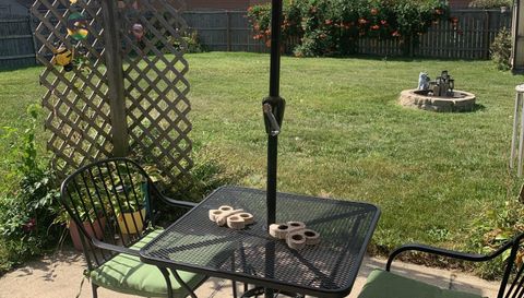 2428 Rolling Hill Dr