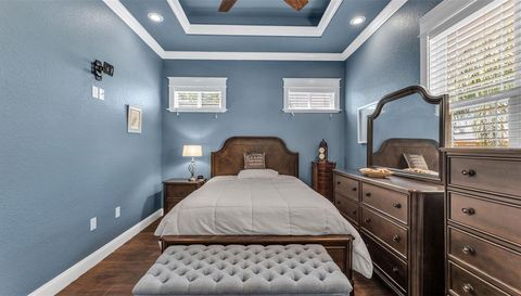 3272 FISH HAWK DRIVE