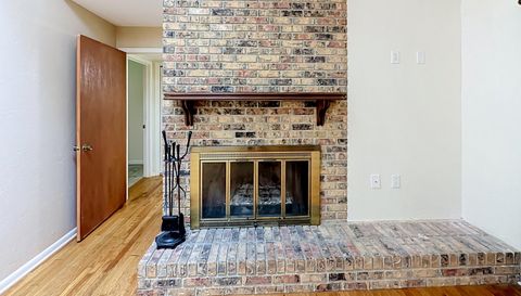 3944 NW 40th Ct