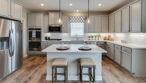 3155 Sunflower Way NW