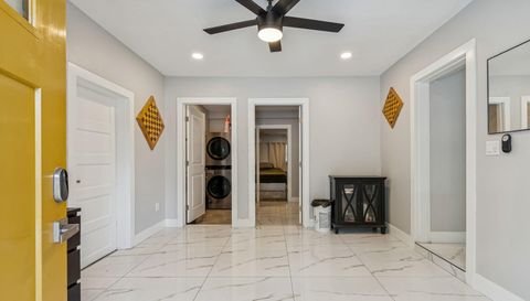 1102 E River Cove St