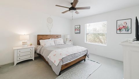 240 N Country Club Dr