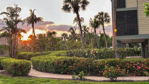 16750 Bocilla Palms