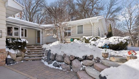 5833 Creek Valley Rd