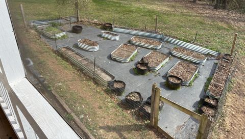 226 N Orchard Farms Ave