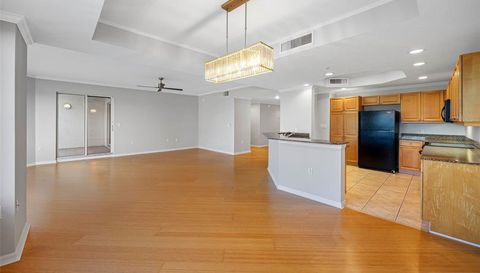 371 Channelside Walk Way