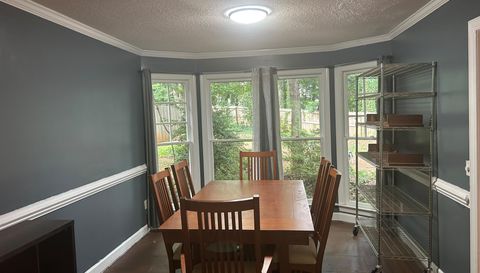 14 Country Woods Ct