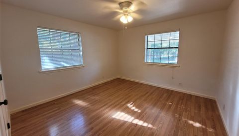 306 E Anderson Ave