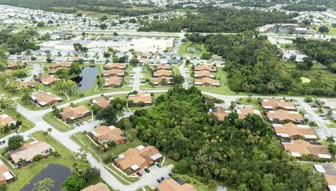 15437 Crystal Lake Dr