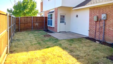 2035 Greenview Dr