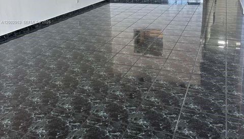 5937 Forest Hill Blvd