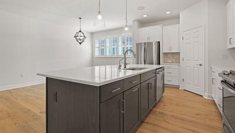 13928 NATURES RESERVE DRIVE