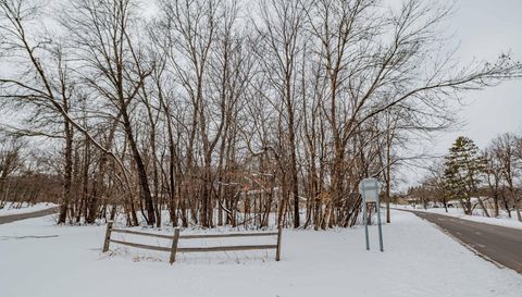 8125 Spring Valley Road