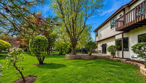 1368 Hunter Circle