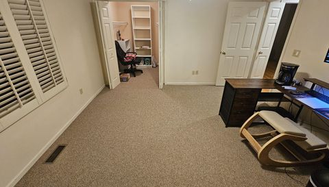 11815 N Lake Side Dr