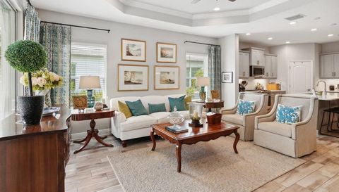 10025 Lake Wales CIRCLE