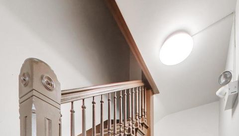 1214 W Webster Avenue