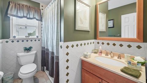 2 Whitman Pl