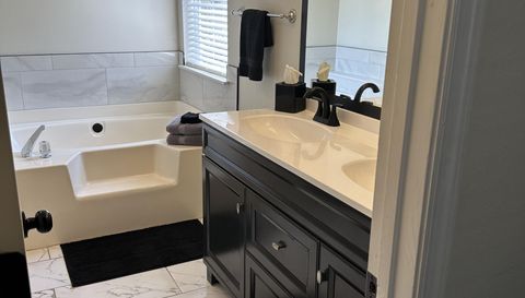 4936 Windsor Downs Dr