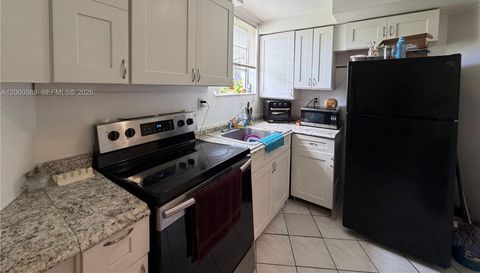 1701 Miami Gardens Dr