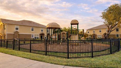 15342 OAK APPLE COURT