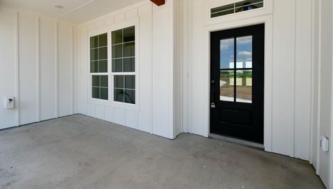 7901 Pecan Road