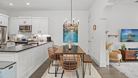 3206 Garden Villa LN