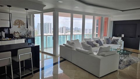 3370 Hidden Bay Dr