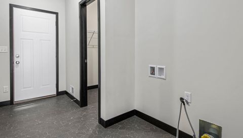 7440 Glengarry Place