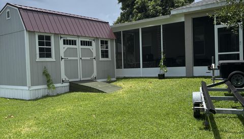 121 Daisy Ln