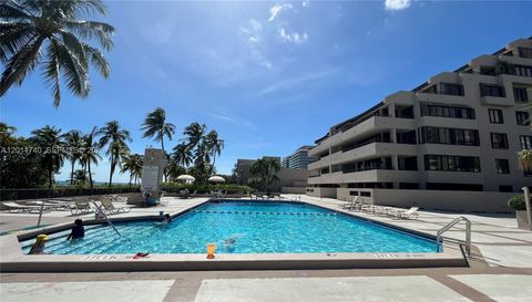 251 Crandon Blvd