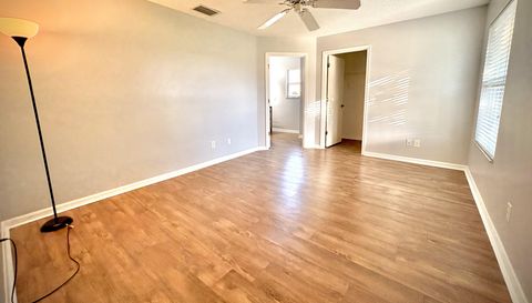 3530 Egret Dr