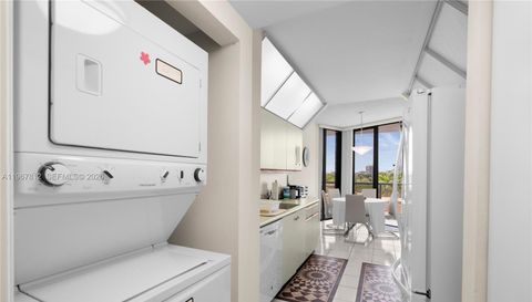 20281 E Country Club Dr