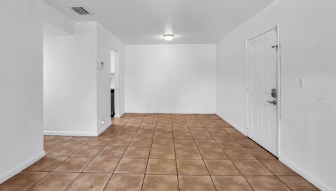 2719 NW 39th Terrace