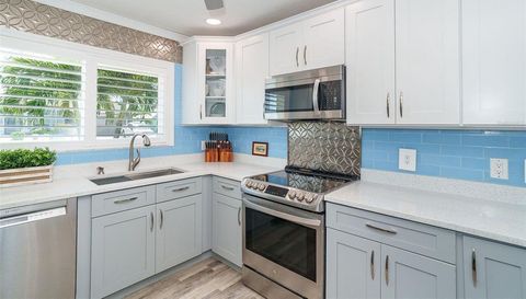 4195 SURFSIDE COURT