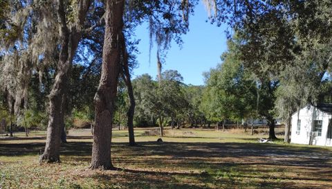 1838 NE 145th Avenue Rd