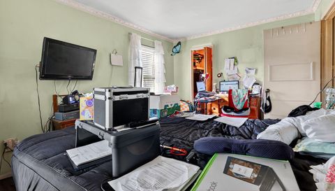 24145 Meadowbridge Dr