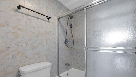 300 Bayview Dr