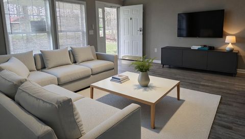 4657 Peace Forest Ln