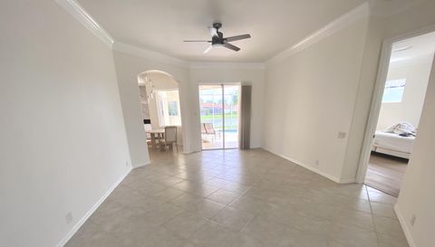 7468 Roxye Ln
