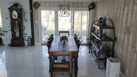 10631 Rolling Hills Dr