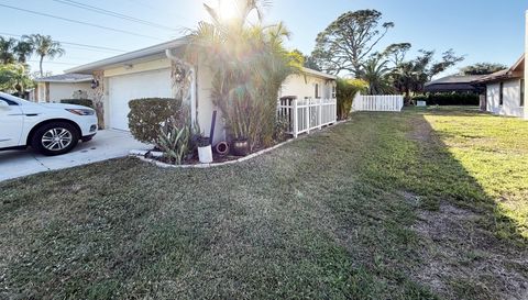 1015 Sorrento Woods Blvd